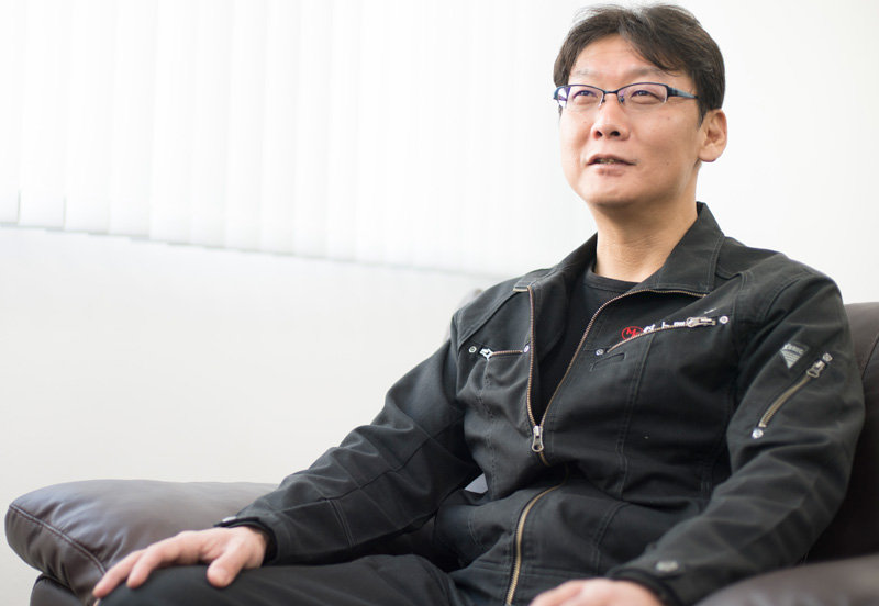 代表取締役　村上 忠男